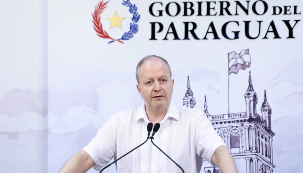 Capa: Paraguai conquista seu segundo Grau de Investimento