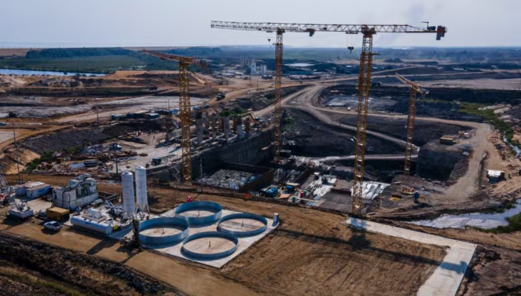 Capa: Usina de Yacyretá dá passo estratégico para ampliar geração de energia