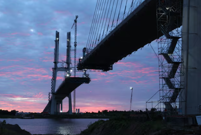 Capa: Corredor Bioceânico alcança 35% de execução e fortalece integração regional