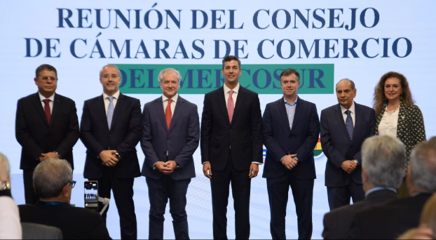 Capa: Setor privado do MERCOSUL aponta logística como um dos principais desafios para o comércio regional