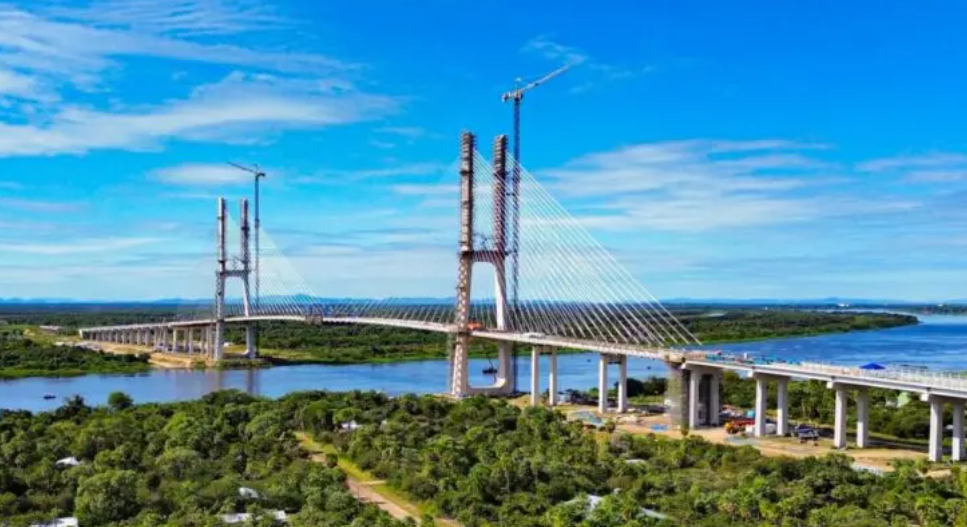 Capa: Ponte da Bioceânica entra na fase final e aproxima conexão entre Atlântico e Pacífico